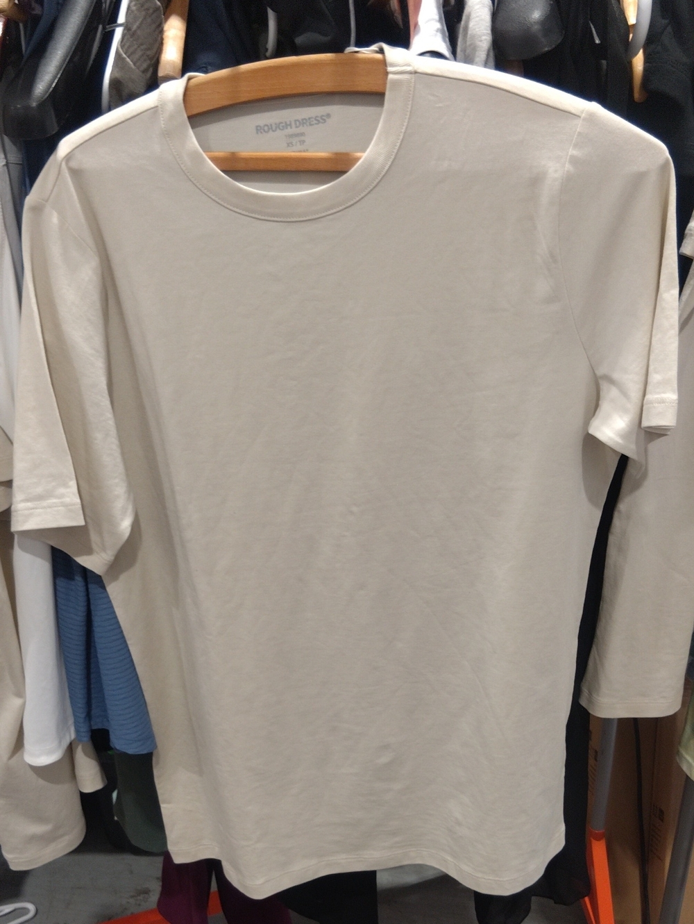 Rough dress t-shirt